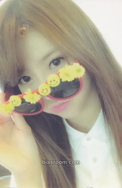 Mijoo Lovelinus 1 Photocard - Lovelyz - Lovelyz K-pop photocard