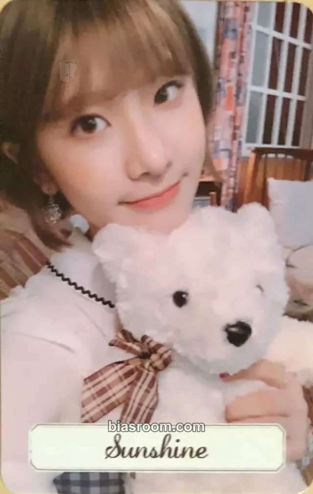 Nature - Sunshine - Girls and Flowers Album album photocard