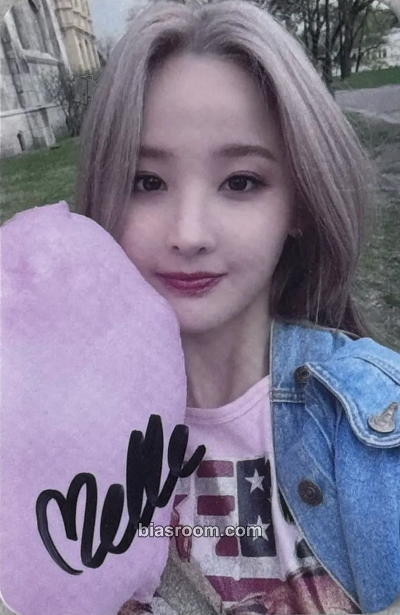 Belle KISS OF LIFE Photocard - KISS OF LIFE K-pop photocard