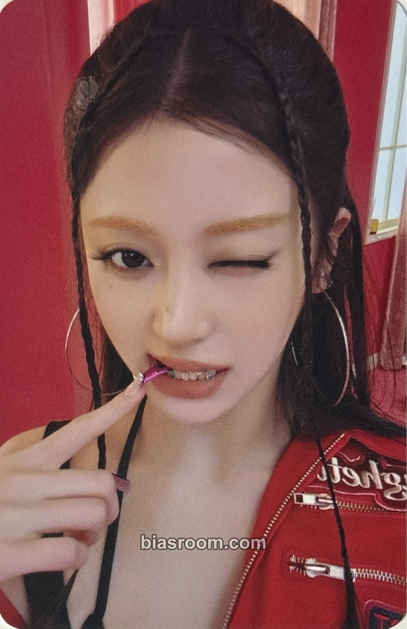 Huh Yunjin SPAGHETTI Photocard - LE SSERAFIM - LE SSERAFIM K-pop photocard