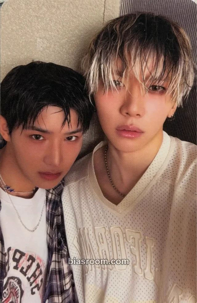 MODYSSEY - Yichen  & LynnLynn - 1. Got Hooked: An Addictive Symphony Album album inclusion album photocard