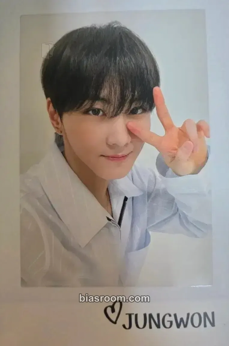 Jungwon WALK THE LINE SUMMER EDITION IN CINEMAS Photocard - ENHYPEN - ENHYPEN K-pop photocard