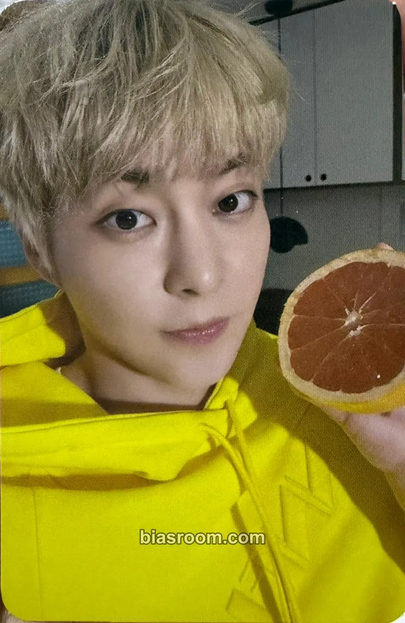 Xiumin 2025 XIUMIN Season's Greetings — PLAY Of The GAME Photocard - EXO - EXO K-pop photocard