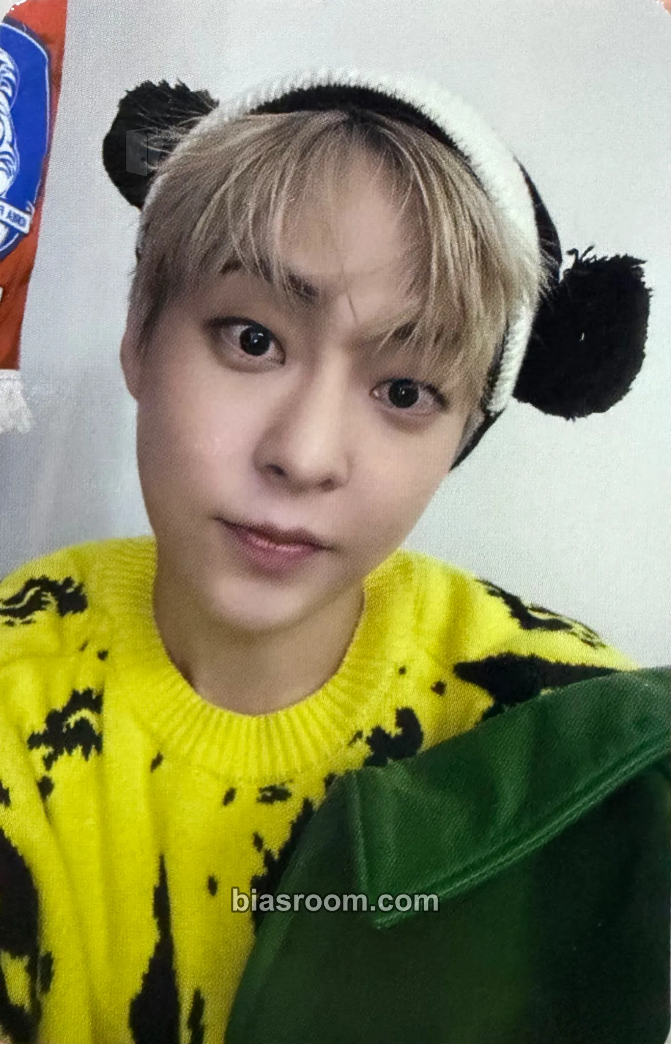 Xiumin 2025 XIUMIN Season's Greetings — PLAY Of The GAME Photocard - EXO - EXO K-pop photocard