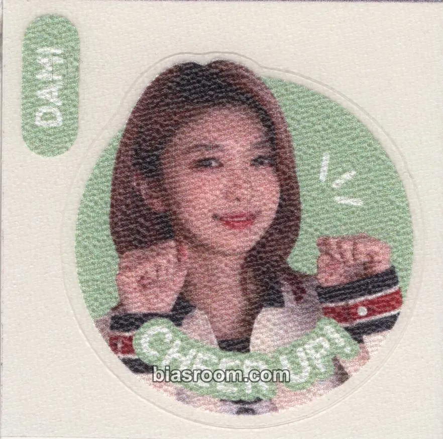 Dami Tour Photobook Photocard - Dreamcatcher - Dreamcatcher K-pop photocard