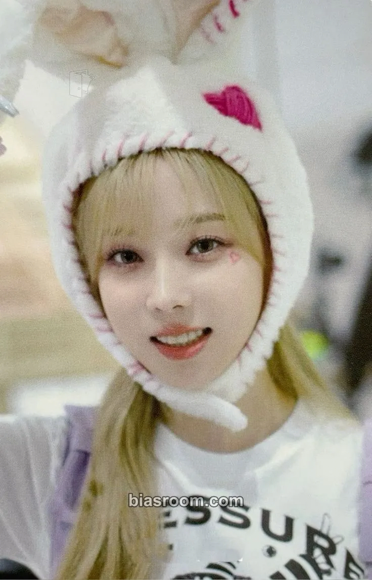 Winter aespa: MY First Page Photocard - aespa - aespa K-pop photocard