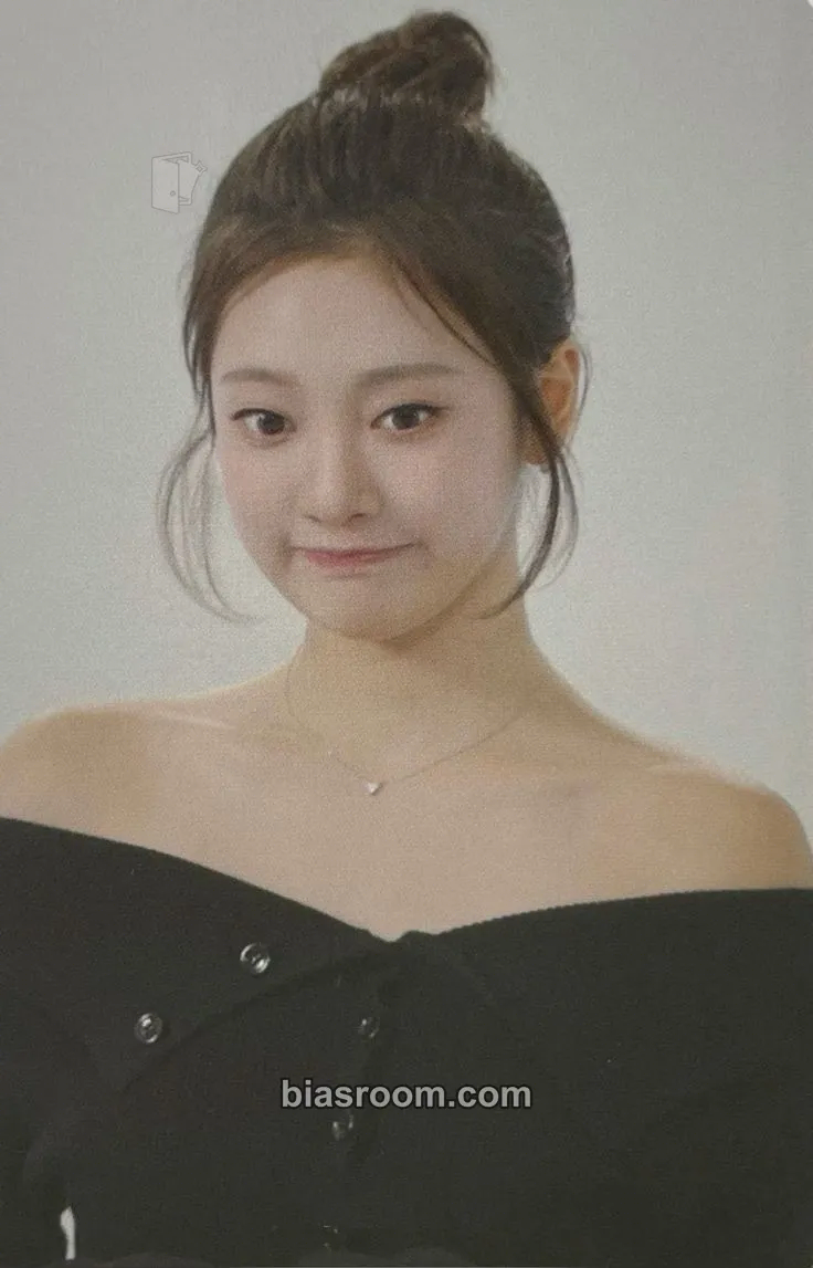 Ningning aespa: MY First Page Photocard - aespa - aespa K-pop photocard