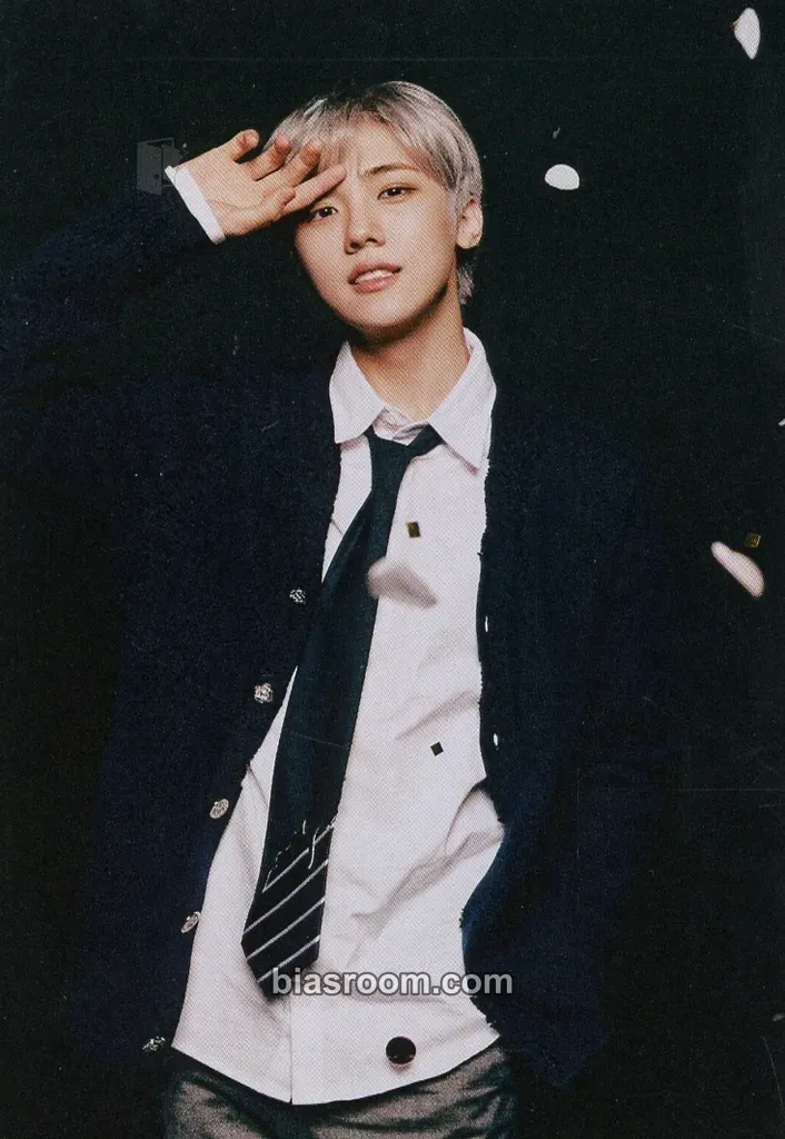Seongmin LIBERTY : IN OUR COSMOS Photocard - CRAVITY - CRAVITY K-pop photocard