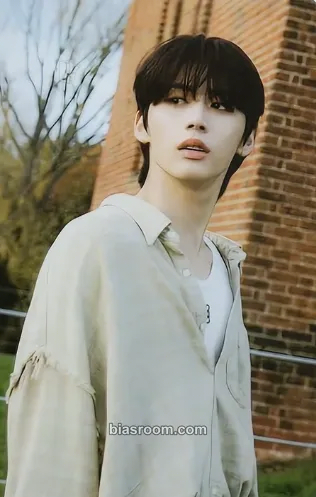 Taesan HOW? Photocard - BOYNEXTDOOR - BOYNEXTDOOR K-pop photocard