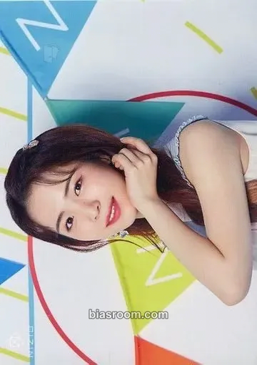 Maya Niziu JYP Japan 2021 pop up store Photocard - NiziU - NiziU K-pop photocard
