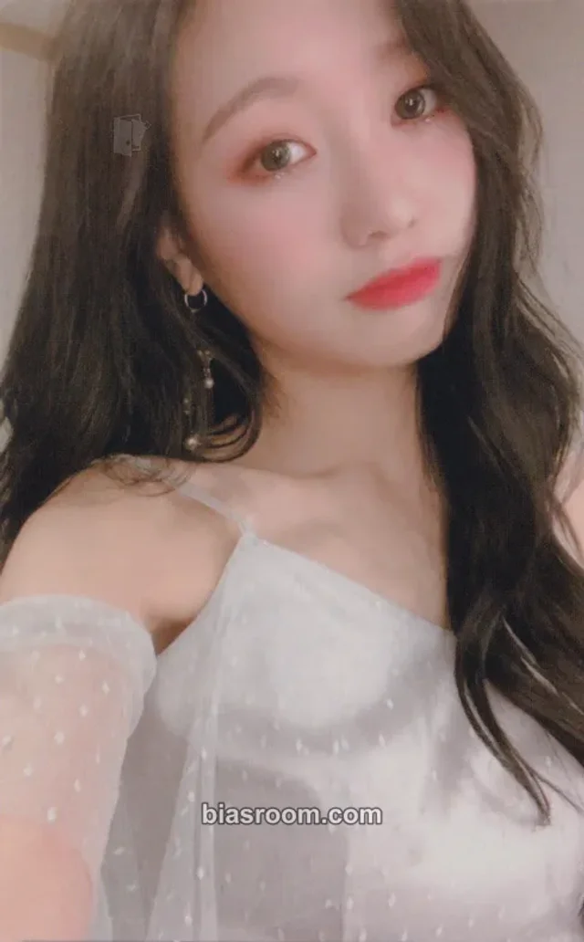 Lovelyz - Sujeong - Sanctuary Album broadcast
