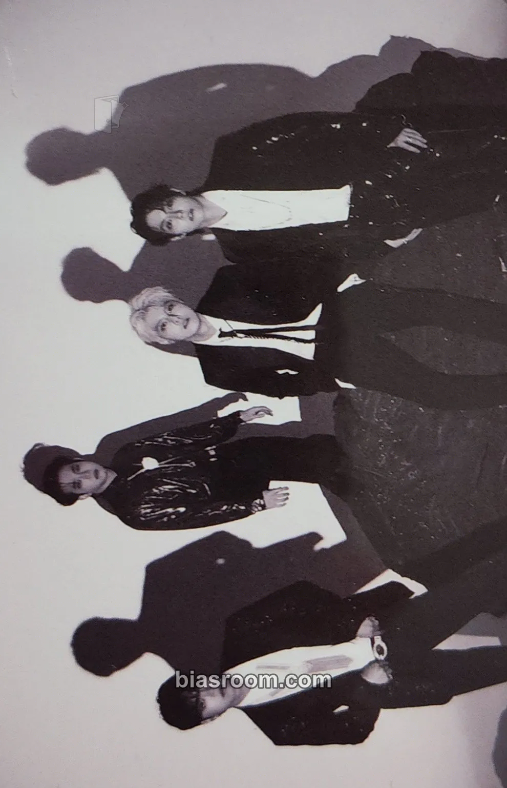 Arena Club Photocard - The Rose - The Rose K-pop photocard