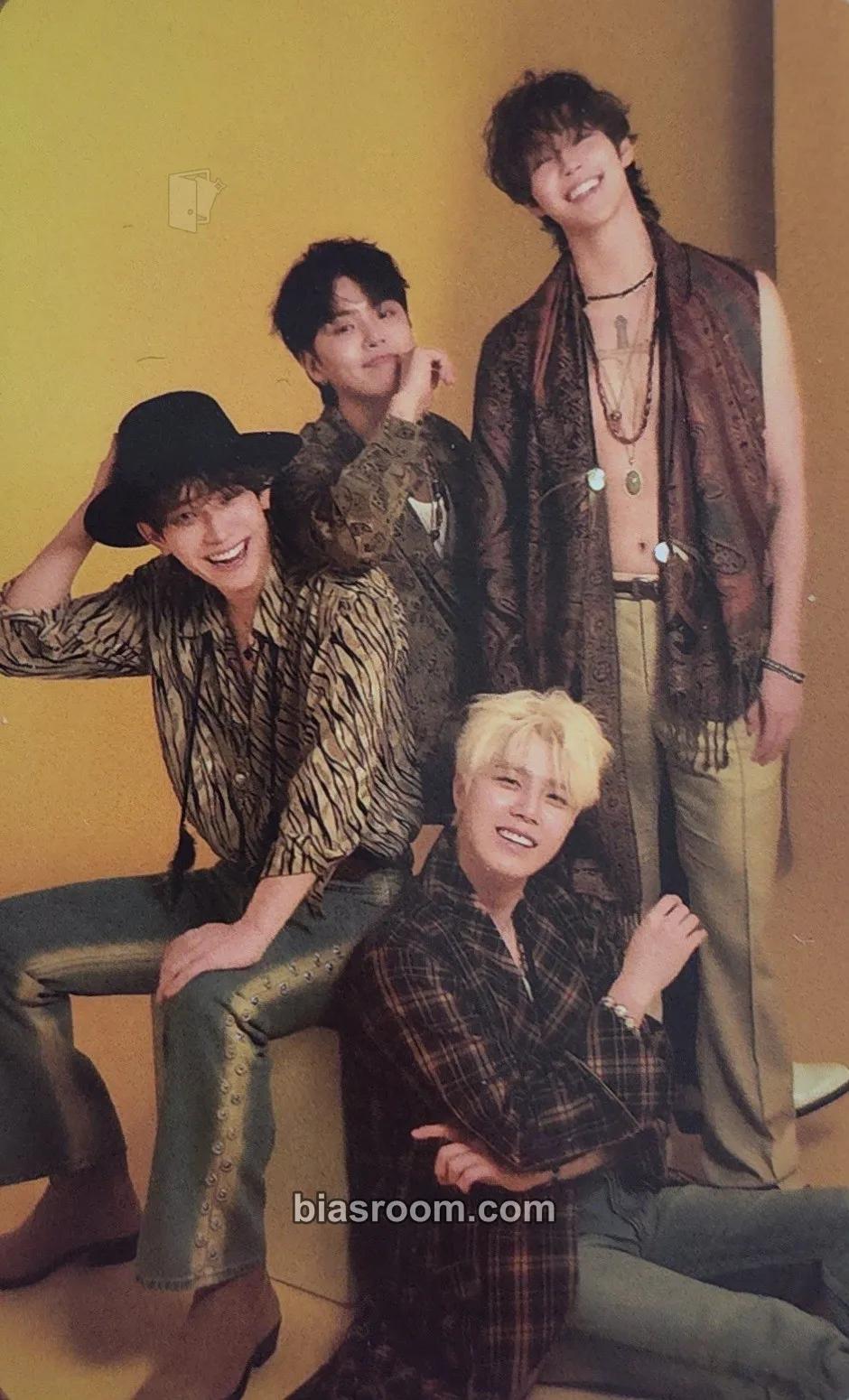 Arena Club Photocard - The Rose - The Rose K-pop photocard