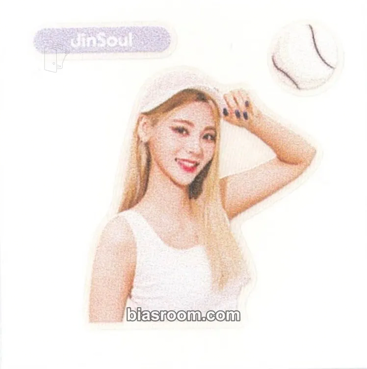 JinSoul 2023 Season's Greetings Photocard - LOONA - LOONA K-pop photocard