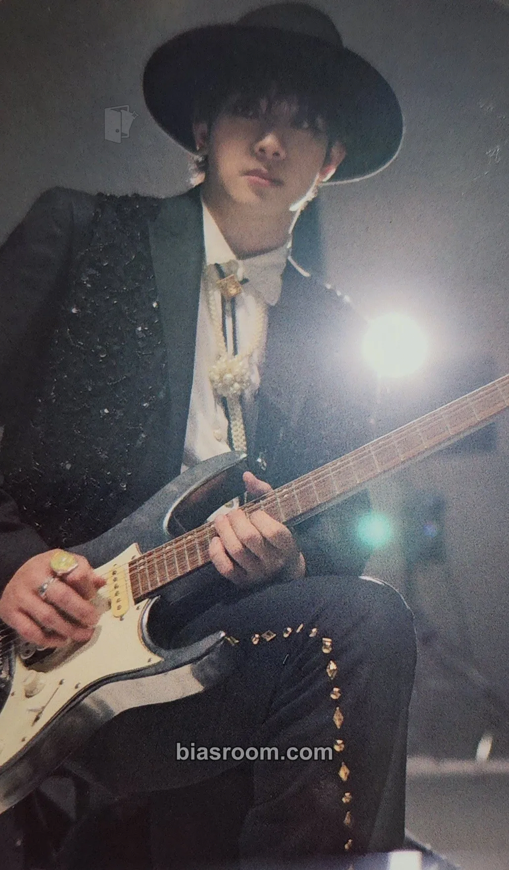 Dojoon Arena Club Photocard - The Rose - The Rose K-pop photocard