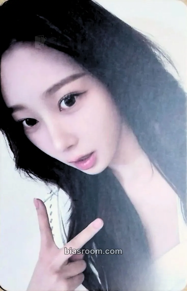 Giselle aespa: MY First Page Photocard - aespa - aespa K-pop photocard