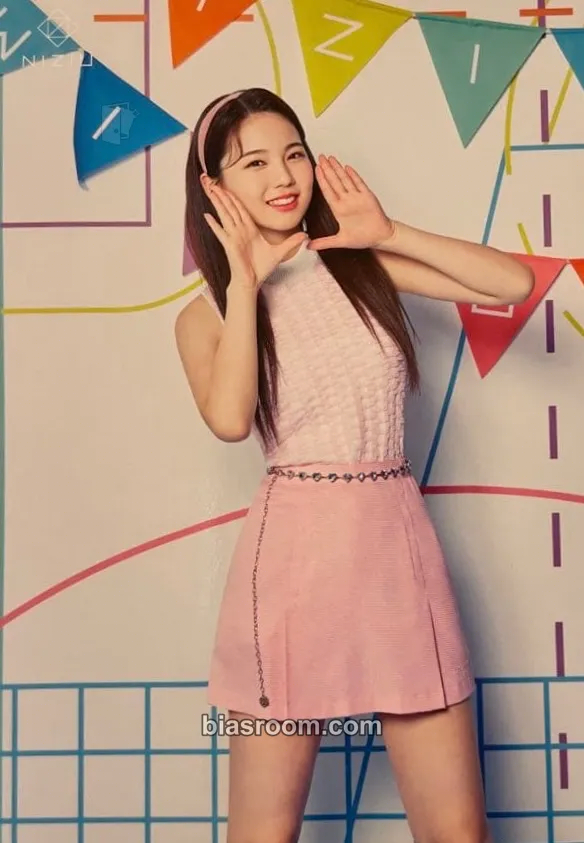 Ayaka Niziu JYP Japan 2021 pop up store Photocard - NiziU - NiziU K-pop photocard