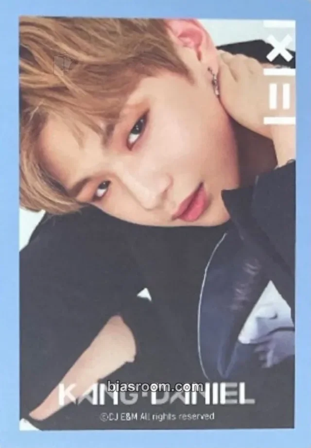Wanna One - Daniel - 1X1=1 (To Be One) Album album photocard sky version double-sided
