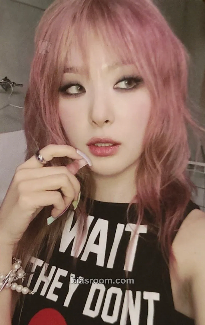 Seulgi Accidentally On Purpose Photocard - Red Velvet - Red Velvet K-pop photocard