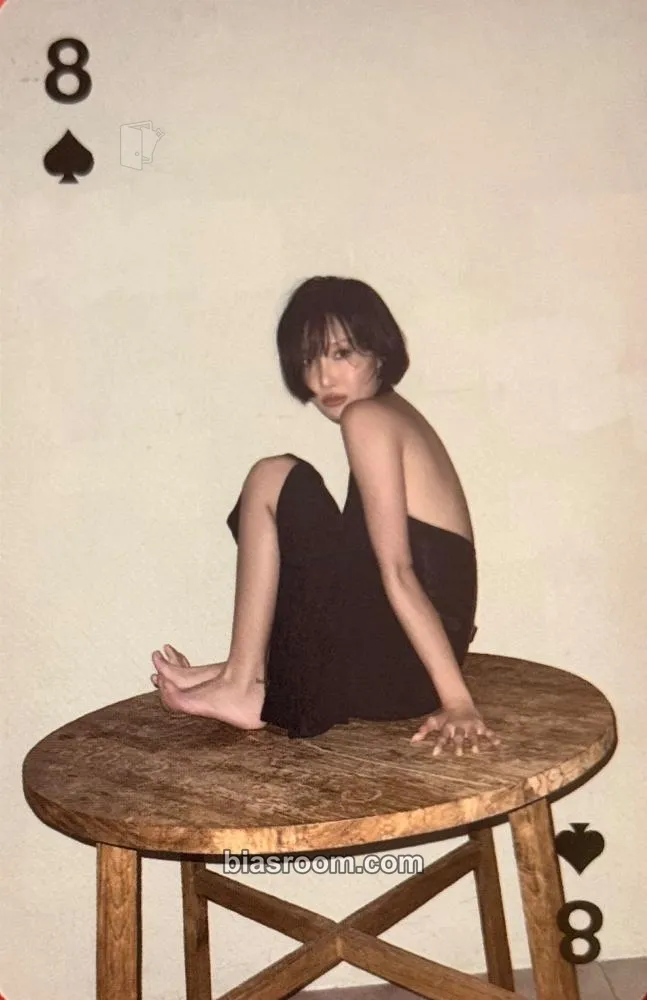 Hwasa Hwasa 2026 Season's Greetings: MAR IA Photocard - MAMAMOO - MAMAMOO K-pop photocard