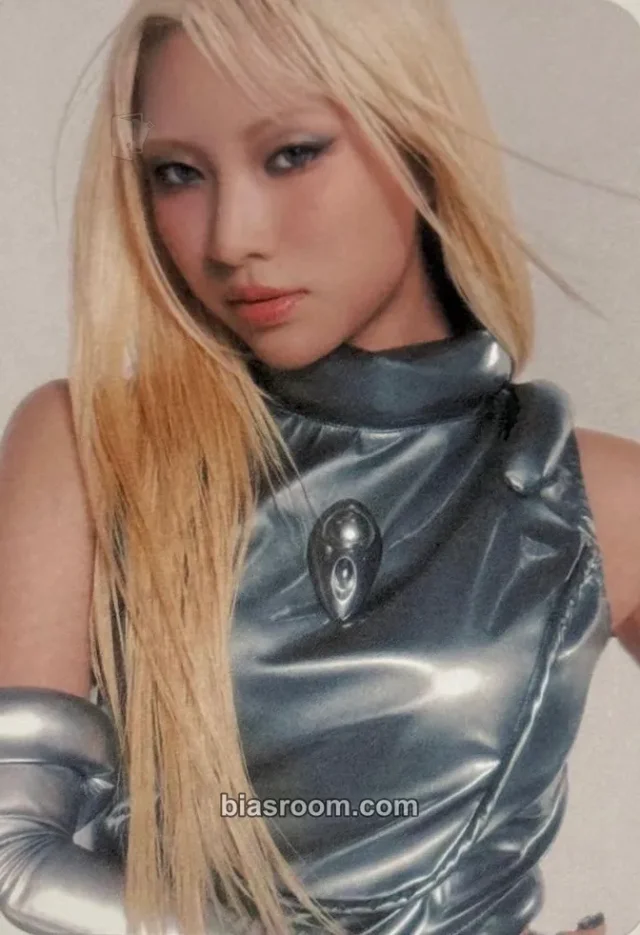 XG - MAYA - THE CORE - 核 Album album photocard