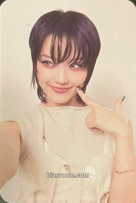 CHISA XG TRADING CARD ALBUM Photocard - XG - XG K-pop photocard