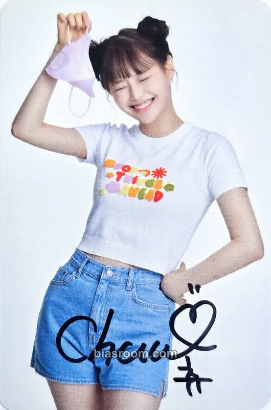 Chuu Chuu x Inspick Face Masks Photocard - LOONA - LOONA K-pop photocard