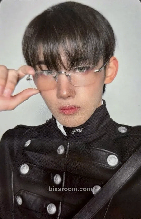 Jo We on Fire Photocard - &TEAM - &TEAM K-pop photocard