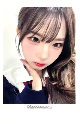Hayeon Beyond Beauty Photocard - tripleS - tripleS K-pop photocard