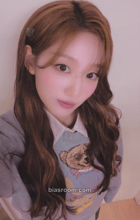 Yein 느린, 순간(Slow Moment) Photocard - Jeong Yein - Jeong Yein K-pop photocard