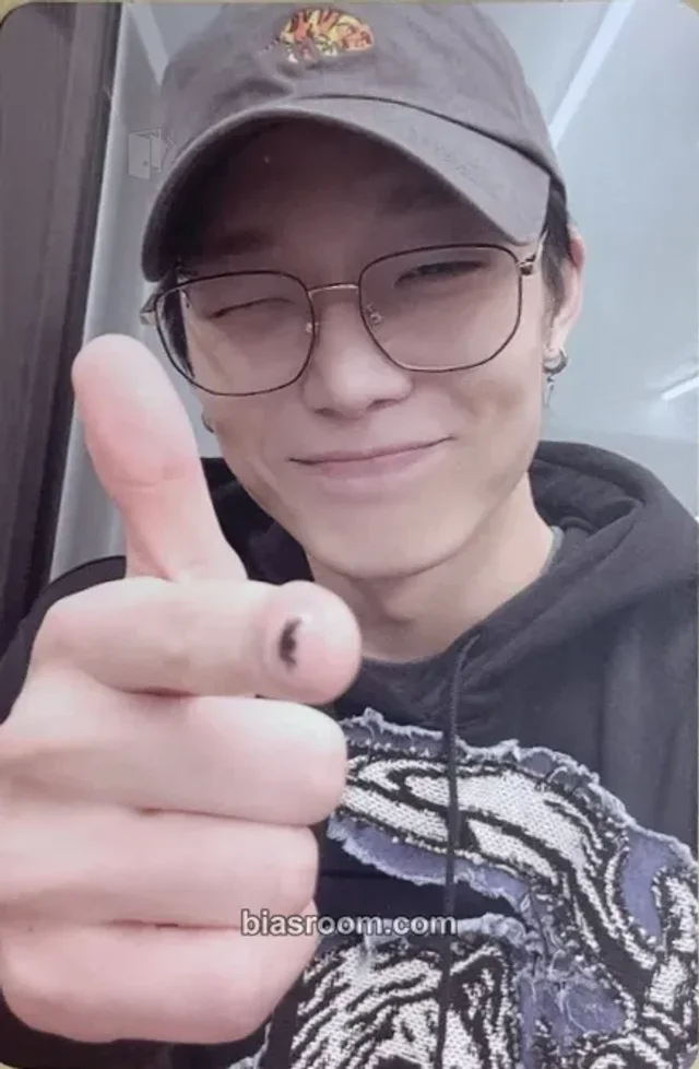 iKON - Bobby - S.i.R (Bobby Solo) Album album photocard poca album solo album standard version