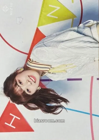 Miihi Niziu JYP Japan 2021 pop up store Photocard - NiziU - NiziU K-pop photocard