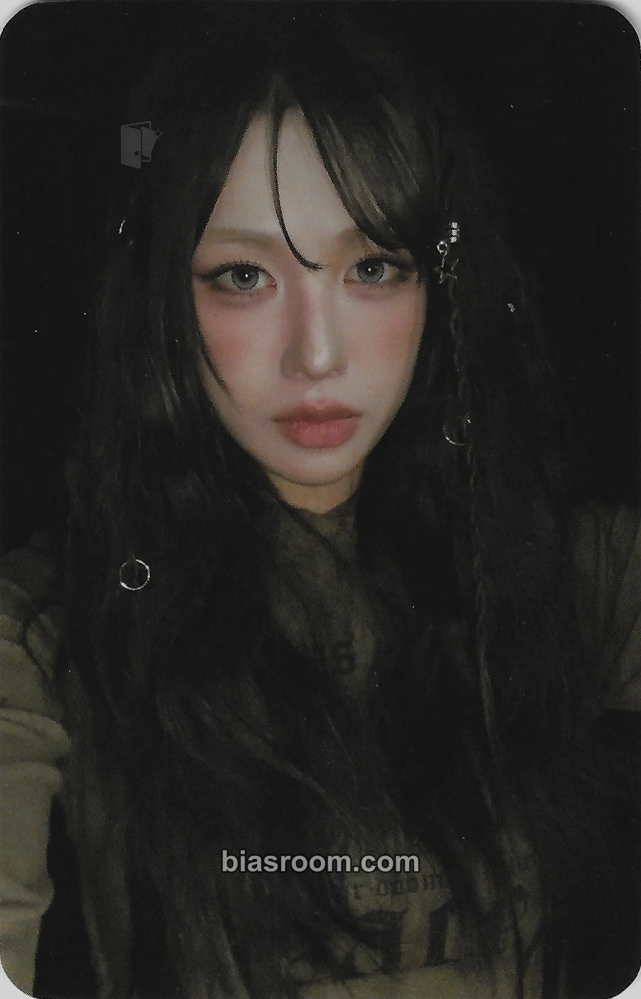 Lola RE:FRAME Photocard - AWU - AWU K-pop photocard