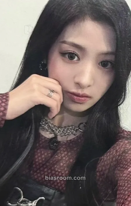 Ahyeon BABYMONS7ER Photocard - BABYMONSTER - BABYMONSTER K-pop photocard