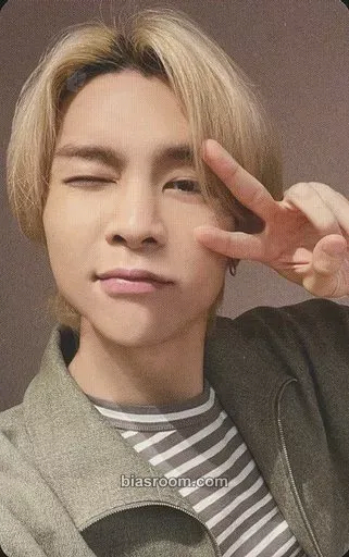 Johnny Neo City: The Link (NCT127 2nd Tour) Photocard - NCT 127 - NCT 127 K-pop photocard