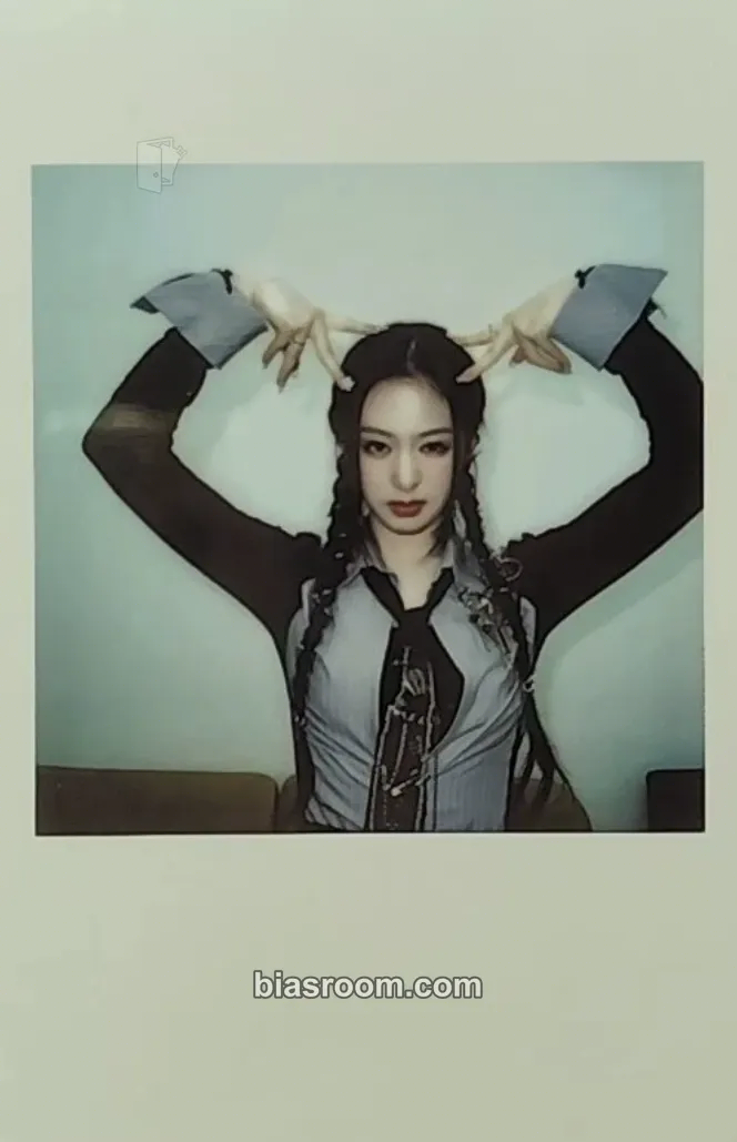 Ahyeon BABYMONS7ER Photocard - BABYMONSTER - BABYMONSTER K-pop photocard