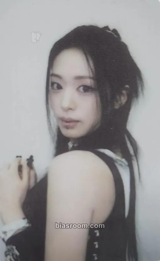 Ahyeon BABYMONS7ER Photocard - BABYMONSTER - BABYMONSTER K-pop photocard