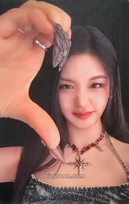 Pharita BABYMONS7ER Photocard - BABYMONSTER - BABYMONSTER K-pop photocard
