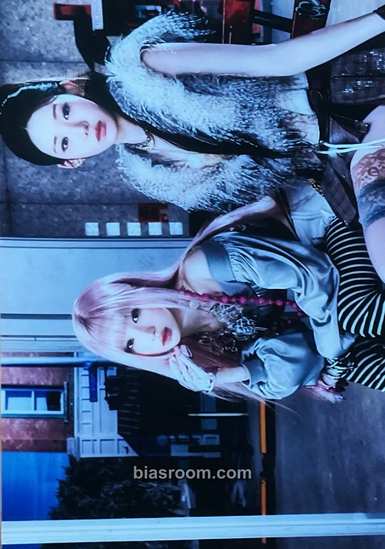 WE GO UP Photocard - BABYMONSTER - BABYMONSTER K-pop photocard