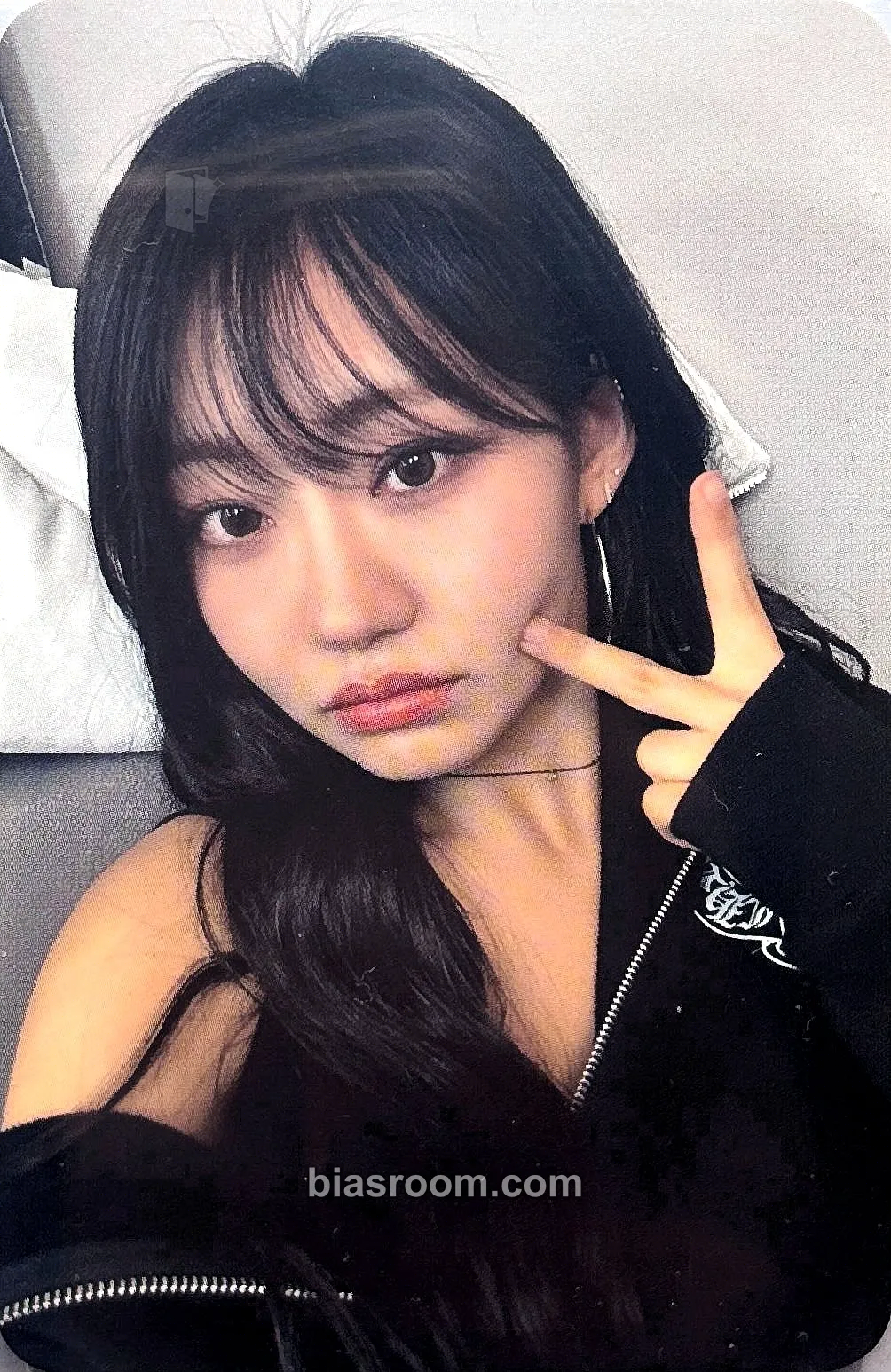 Julie Lose Yourself Photocard - KISS OF LIFE - KISS OF LIFE K-pop photocard