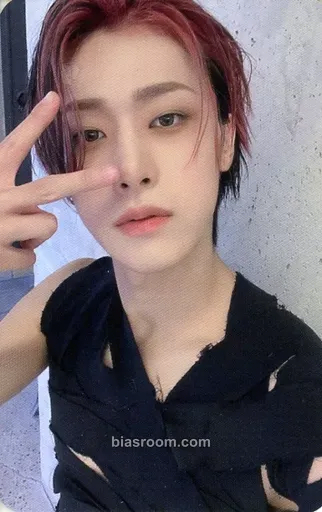 Yongha Love Pt.2 : Passion Photocard - WEi - WEi K-pop photocard