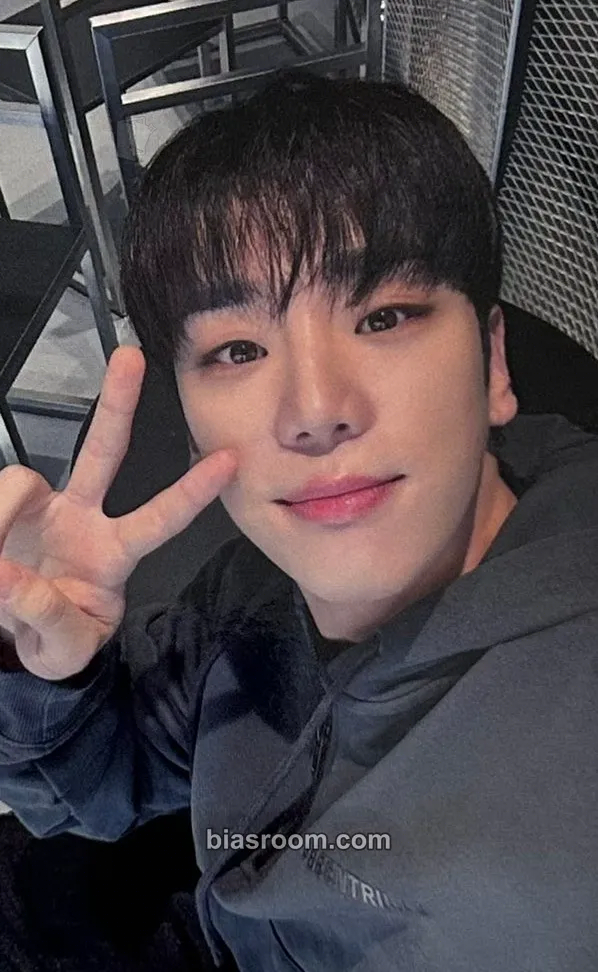 Kim Byeongkwan PETFLIX - A.C.E MV Filming Photocard - A.C.E - A.C.E K-pop photocard
