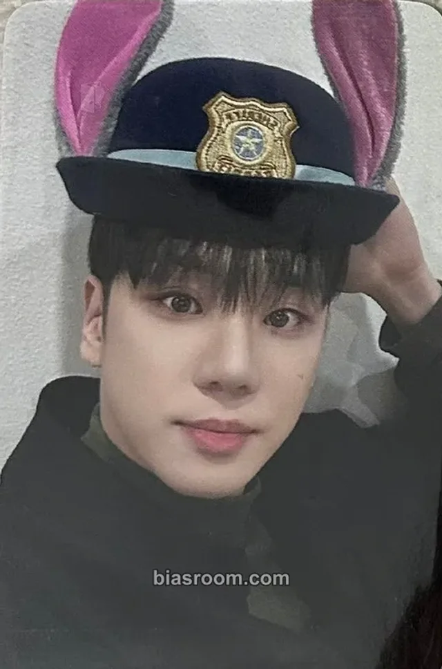 A.C.E - Kim Byeongkwan - PINATA Album lucky draw withmuu