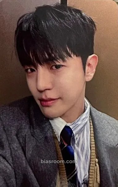 Lee Jiham My Girl : ‘My Choice’ Photocard - A.C.E - A.C.E K-pop photocard