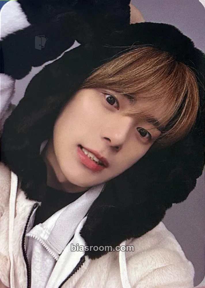 Minhyuk Minhyuk x NFL Photocard - MONSTA X - MONSTA X K-pop photocard