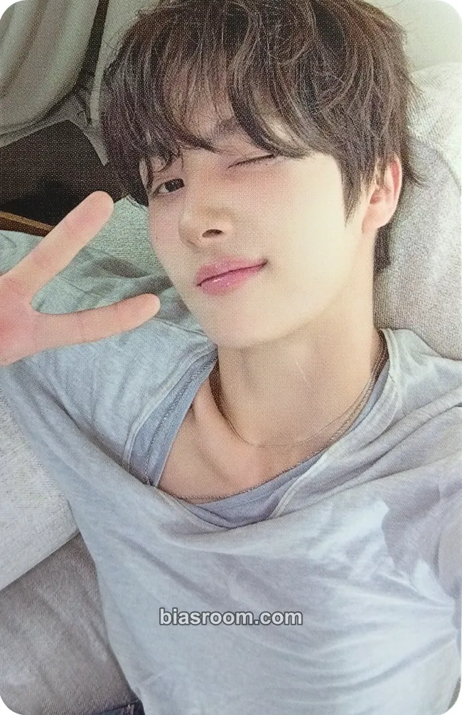 Youngjae No Tragedy Photocard - TWS - TWS K-pop photocard