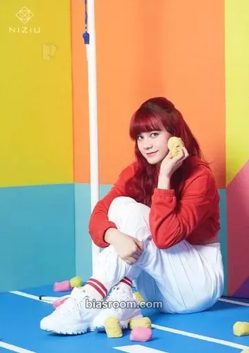 Nina Niziu JYP Japan 2021 pop up store Photocard - NiziU - NiziU K-pop photocard