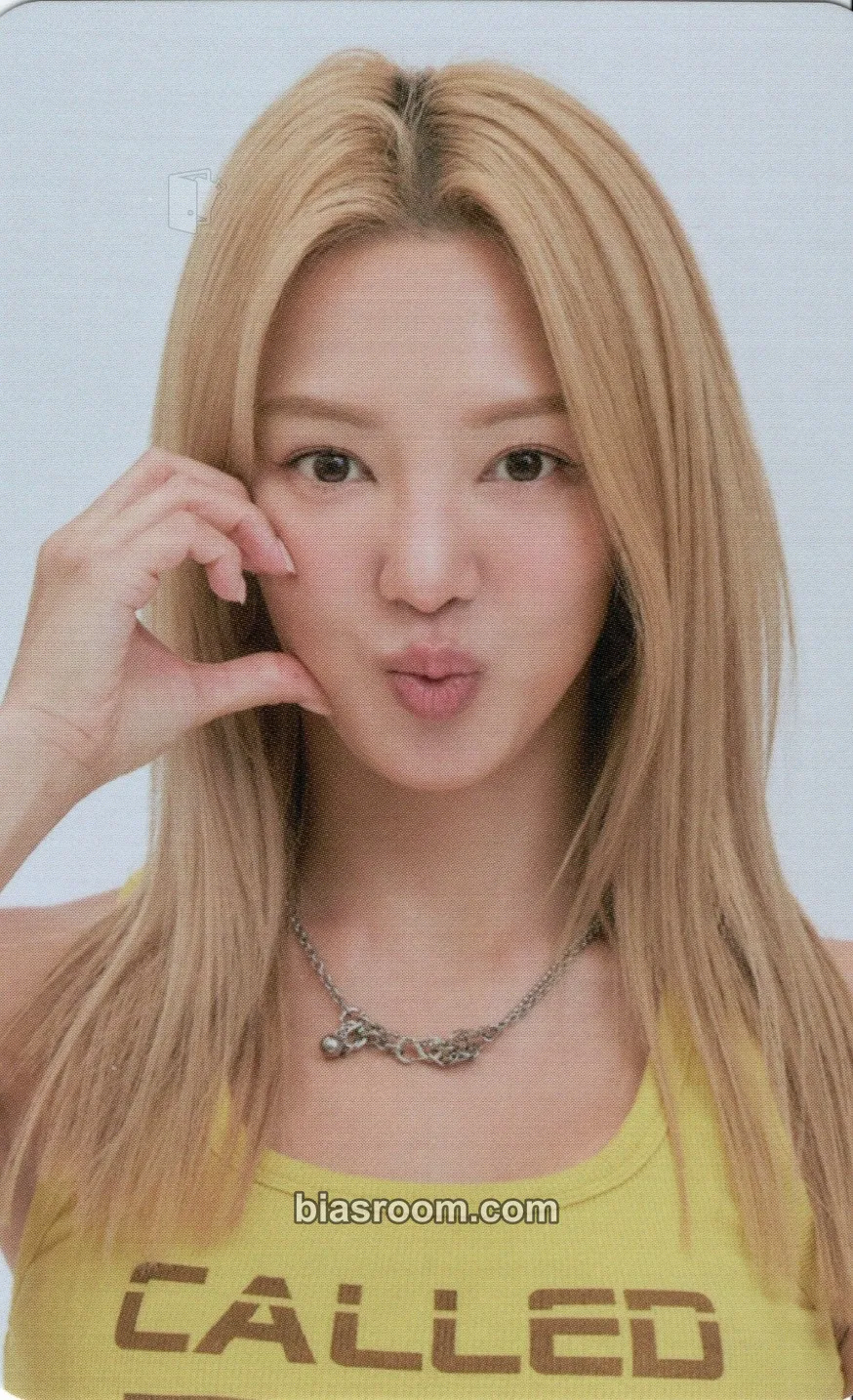 Hyoyeon Official S♡NE Membership Kit 2026 Photocard - Girls' Generation - Girls' Generation K-pop photocard