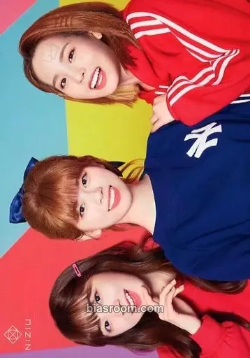 Niziu JYP Japan 2021 pop up store Photocard - NiziU - NiziU K-pop photocard