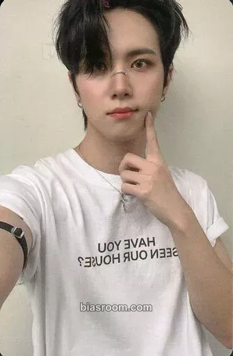 Donghan Love Pt.1 : First Love Photocard - WEi - WEi K-pop photocard